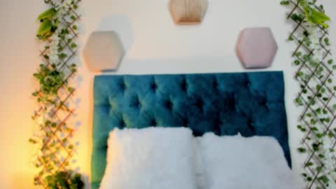 violett  rousee online show from 10.21.25