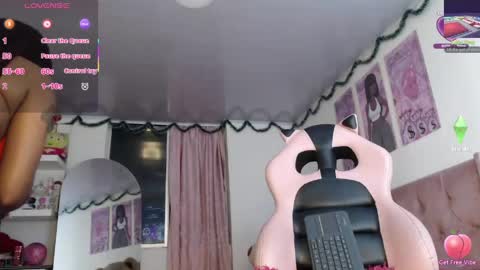 Snapshot of violett_brown9 chatting on 04.26.26 violett_brown9 online show from 04.26.26