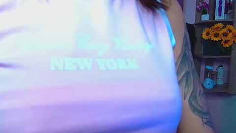 Snapshot of violett_froz chatting on 10.11.25 Violeta froz online show from 10.11.25