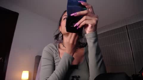 violett_queen122 online show from 10.03.25