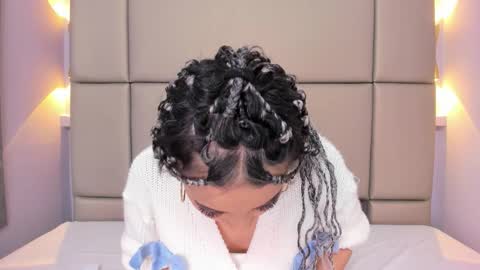 Violett  online show from 01.10.26