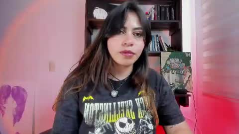 Snapshot of violett_red chatting on 07.13.26 Violeta online show from 07.13.26