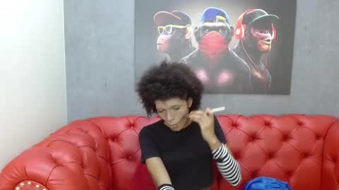 V I O L E T T E  online show from 01.14.26