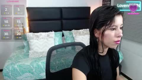 SWEET VIOLET online show from 09.16.25