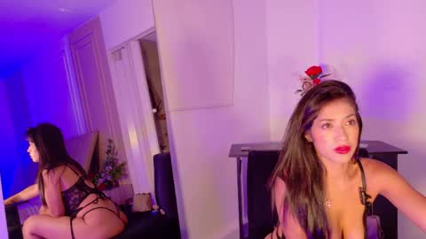 Snapshot of violetta_bold chatting on 05.19.26 violetta_bold online show from 05.19.26