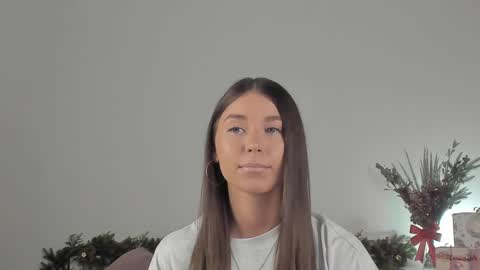 Snapshot of violetta_finch chatting on 01.16.25 violetta_finch online show from 01.16.25