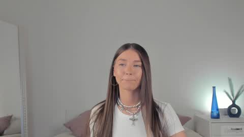 Snapshot of violetta_finch chatting on 02.01.25 violetta_finch online show from 02.01.25