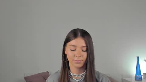 Snapshot of violetta_finch chatting on 02.09.25 violetta_finch online show from 02.09.25