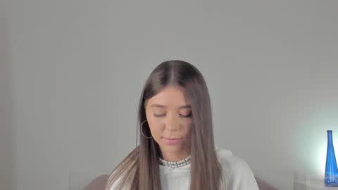 Snapshot of violetta_finch chatting on 02.15.25 violetta_finch online show from 02.15.25