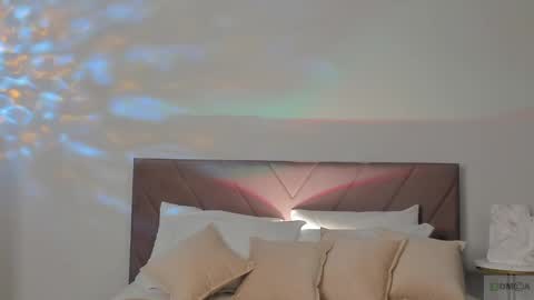 Snapshot of violetta_finch chatting on 03.09.25 violetta_finch online show from 03.09.25