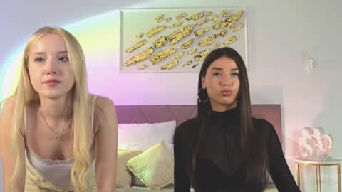 Snapshot of violetta_finch chatting on 09.28.25 violetta_finch online show from 09.28.25