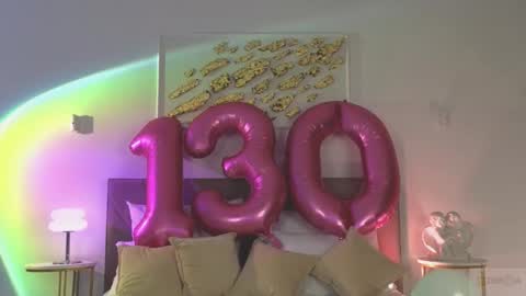 Snapshot of violetta_finch chatting on 10.25.25 violetta_finch online show from 10.25.25