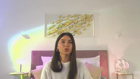 violetta_finch online show from 12.14.25