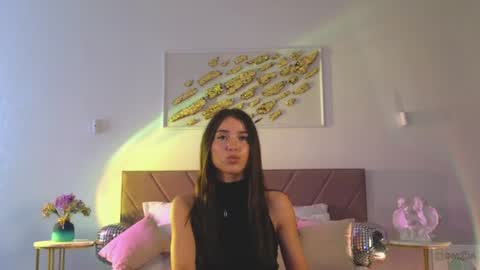 Snapshot of violetta_finch chatting on 07.01.26 violetta_finch online show from 07.01.26