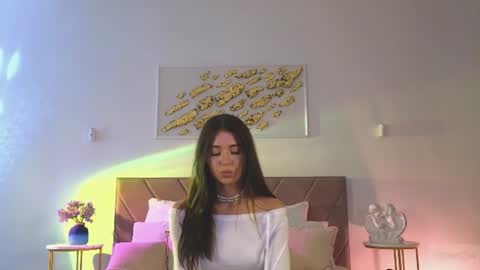 Snapshot of violetta_finch chatting on 07.28.26 violetta_finch online show from 07.28.26