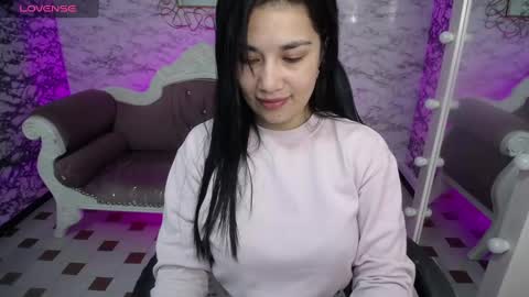 Violetta  online show from 02.22.25