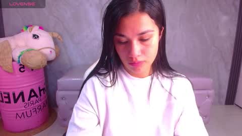 Violetta  online show from 11.20.25