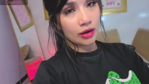 Snapshot of violetta_jhonson_v chatting on 04.19.26 Violetta online show from 04.19.26