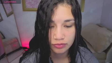 Snapshot of violetta_jhonson_v chatting on 05.26.26 Violetta online show from 05.26.26