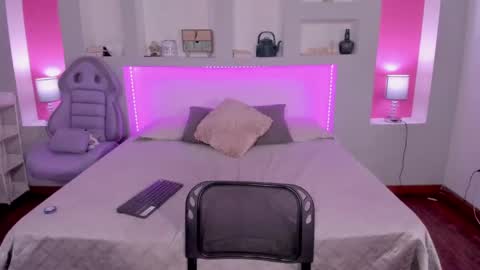 ViolettaBaker online show from 12.12.24