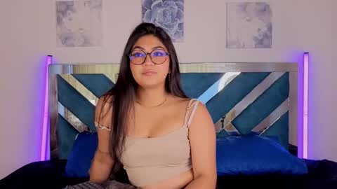 violettabloom_ online show from 09.15.25