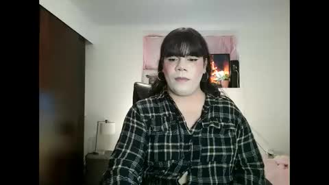Snapshot of violettacam69 chatting on 01.20.25 violettacam69 online show from 01.20.25
