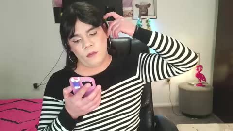 Snapshot of violettacam69 chatting on 02.09.25 violettacam69 online show from 02.09.25