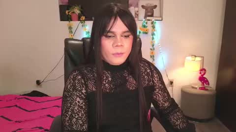 Snapshot of violettacam69 chatting on 02.11.25 violettacam69 online show from 02.11.25