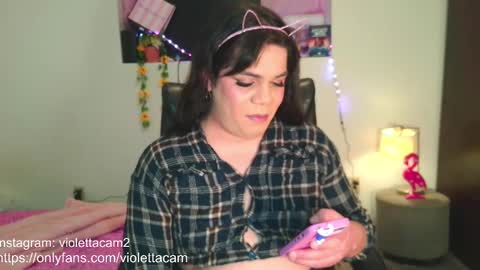 Snapshot of violettacam69 chatting on 02.24.25 violettacam69 online show from 02.24.25