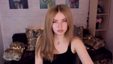 ViolettaOtis online show from 12.16.24