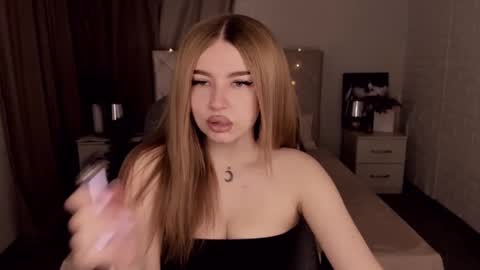 ViolettaOtis online show from 01.16.25