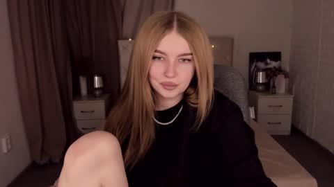 ViolettaOtis online show from 01.30.25