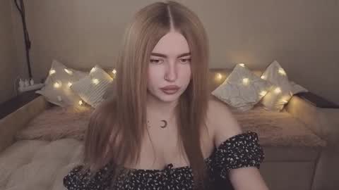 ViolettaOtis online show from 11.08.25