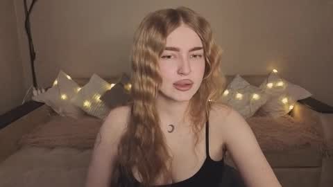 ViolettaOtis online show from 03.06.26