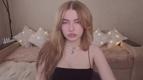 ViolettaOtis online show from 04.19.26