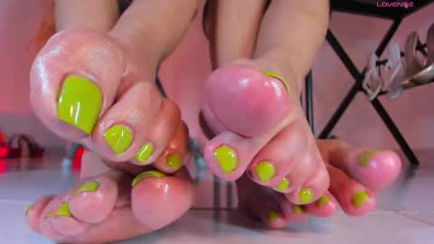 CALL ME TATIANA online show from 02.27.26