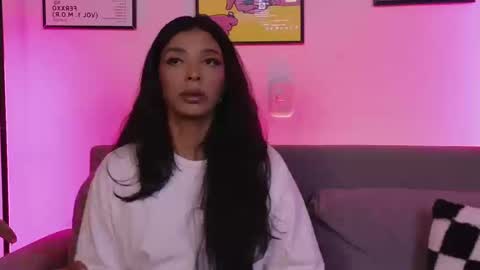 Snapshot of violettgrey_ chatting on 09.19.25 Violet online show from 09.19.25