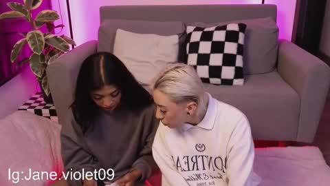 Violet online show from 10.19.25