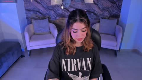 Violett  online show from 12.29.24