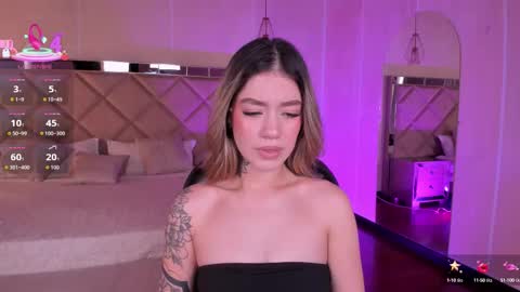 Snapshot of violetthansson chatting on 09.23.25 Violett online show from 09.23.25