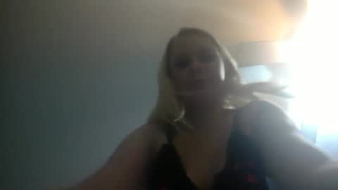 Violet Valentine online show from 03.10.25