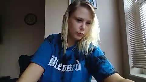 Violet Valentine online show from 09.13.25