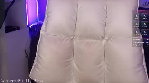Snapshot of violetvio1ator chatting on 04.22.26 Dommy mommy online show from 04.22.26
