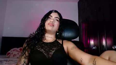  Violet  online show from 11.28.25