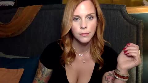 Snapshot of violetxsweets chatting on 12.16.24 Violet online show from 12.16.24