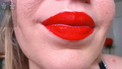 Snapshot of vip_juicy chatting on 02.26.25 VelvettTime online show from 02.26.25