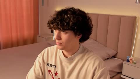 vip_person_ online show from 03.25.26