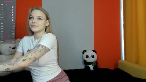 Hello im Harli  online show from 01.08.26