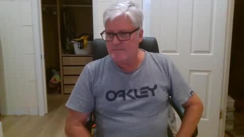 viper654321 online show from 04.29.26