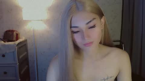 Snapshot of virgenpearl chatting on 02.04.26 Pearl online show from 02.04.26